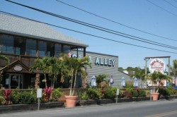 crab_alley.jpg crab_alley.jpg